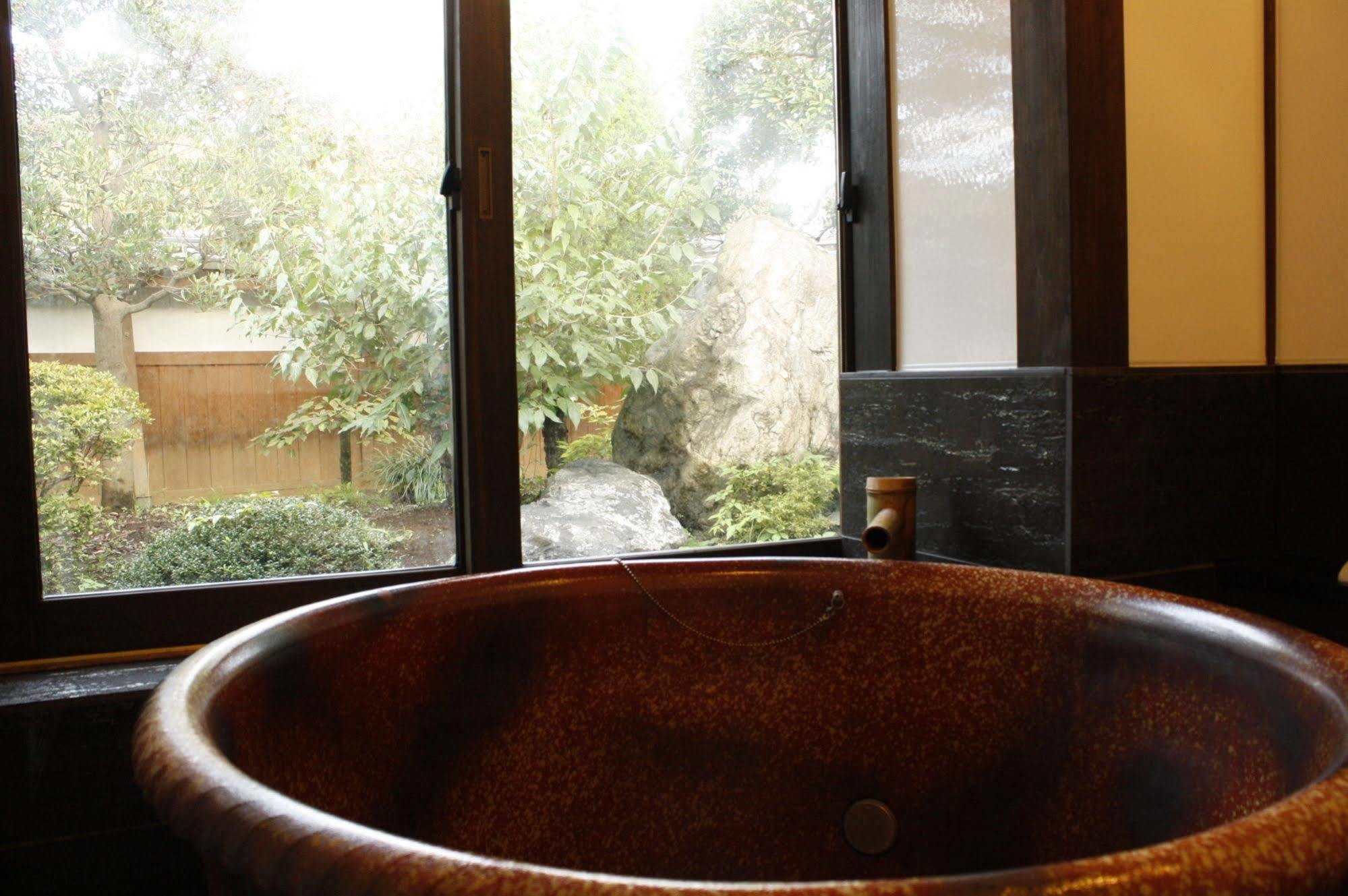 Miyamotoke Hotel Ogano Luaran gambar